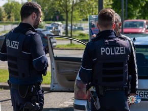 POL-WES: Moers- Schwerpunktkontrolle Verkehrssicherheit- Polizei kontrolliert Fahrzeugf&uuml;hrer hinsichtlich Alkohol und Drogen