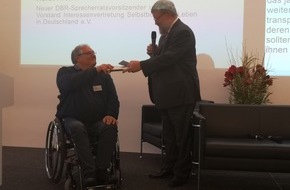 Deutscher Behindertenrat (DBR): Deutscher Behindertenrat: Armut brennt Menschen mit Behinderungen unter den Nägeln