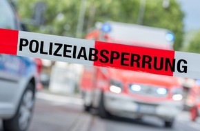 Polizei Mettmann: POL-ME: Fahrradfahrerin wird bei Unfall schwer verletzt - Langenfeld - 2204056