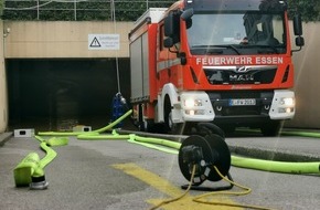 Feuerwehr Essen: FW-E: Wasserrohrbruch - Kellerbereich einer Seniorenresidenz überflutet