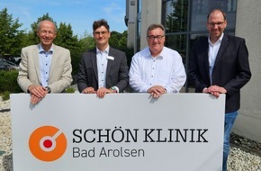 Schön Klinik: Pressemeldung: Schön Klinik Bad Arolsen: Psychosomatik stärken, Hürden abbauen: Politische Delegation diskutiert Personalmindestvorgaben und Anerkennungsprozesse