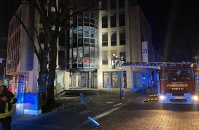 Feuerwehr Erkrath: FW-Erkrath: Geldautomatensprengung in der Bahnstraße