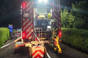 Feuerwehr Datteln: FW Datteln: Kleingebäudebrand - Gartenlaube in Vollbrand