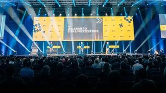 Bits & Pretzels: Trevor Noah als Headliner f&uuml;r das Startup-Festival Bits & Pretzels 2026 best&auml;tigt