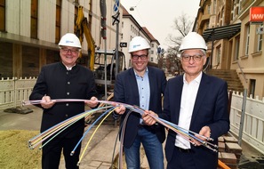 M-net Telekommunikations GmbH: Stadtwerke Augsburg und M-net erschließen 2023 über 200 weitere Gebäude mit Glasfaser