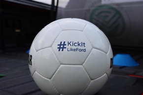 #KickItLikeFord geht in die Verlängerung und fördert den Frauenfußball am Mittelrhein