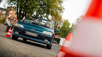 ADAC Hessen-Thüringen e.V.: Autoliebhaber präsentieren „Junge Alte“ / 1. ADAC Youngtimer Rallye Thüringen
