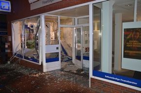 POL-STD: Unbekannte Täter sprengen Geldautomaten in Harsefeld