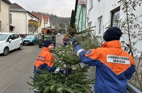 Feuerwehr Weinheim: FW Weinheim: Jugendfeuerwehr Weinheim sammelt wieder ausgediente Christb&auml;ume ein