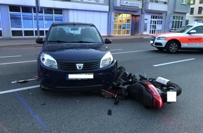 Polizeidirektion Bad Kreuznach: POL-PDKH: Rollerfahrer wird von PKW-Fahrerin erfasst