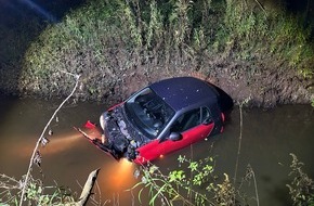 Polizeidirektion Pirmasens: POL-PDPS: Autofahrt endet im Flussbett