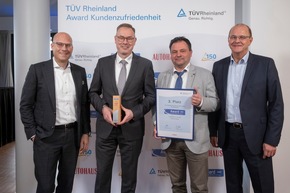 TÜV Rheinland vergibt Award für kundenfreundlichste Autohäuser und Wegbereiter der E-Mobilität 2022