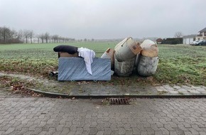 Polizeiinspektion Diepholz: POL-DH: --- Barnstorf - Müll entsorgt (Foto)---