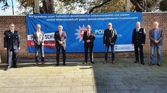 Polizeidirektion Göttingen: POL-GOE: Wanderausstellung gibt Einblicke in die Geschichte der Polizei in der Weimarer Republik