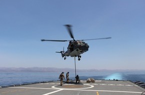 Presse- und Informationszentrum Marine: Bordhubschrauber "Sea Lynx" wieder im Einsatz
