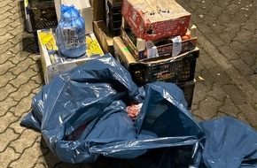 Hauptzollamt Bielefeld: HZA-BI: Zwei Tonnen verbotene Lebensmittel sichergestellt/Bielefelder Zoll stoppt Kleintransporter auf A44 bei Bad Wünnenberg