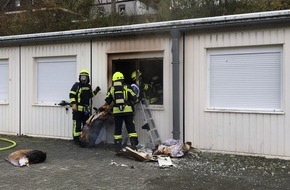 Feuerwehr Olpe: FW-OE: Brand in Flüchtlingsunterkunft