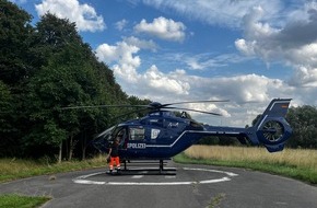 Polizeiinspektion Hameln-Pyrmont/Holzminden: POL-HM: Verkehrsunfall mit drei Verletzten - Radfahrerin schwer verletzt