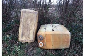 Polizeidirektion Bad Segeberg: POL-SE: Heist, Butterhörnweg   /
Unerlaubte Entsorgung zweier Tanks