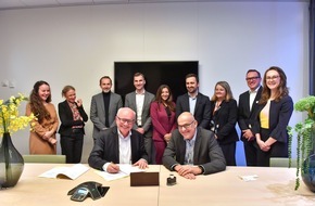 Henkel AG & Co. KGaA: Henkel und Shell unterzeichnen Vertrag für den Einsatz von nachwachsenden Rohstoffen