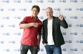 Sky Deutschland: Premiere der Buschi Show ab 13. März auf Sky 1: Effenberg, Kretzschmar, Knop und weitere Promis zu Gast in "Eine Liga für sich - Buschis Sechserkette"