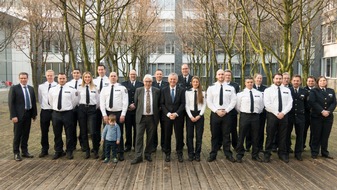 Polizeipräsidium Frankfurt am Main: POL-F: 200207 - 0129 Frankfurt: Indienststellung der Kolleginnen und Kollegen der Wachpolizei