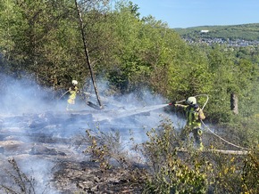 FW-MK: Waldbrand auf der Rauhen Hardt