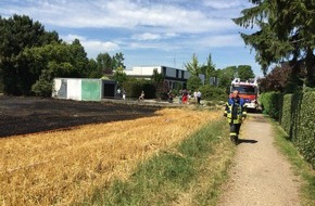 Feuerwehr Mönchengladbach: FW-MG: Brennt Stoppelfeld