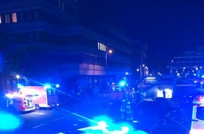 Feuerwehr Bottrop: FW-BOT: Verkehrsunfall im Innenstadtbereich mit 8 verletzten Personen