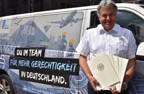 Hauptzollamt Köln: HZA-K: 148 neue Nachwuchskräfte für den Kölner Zoll - größtes Ausbildungshauptzollamt in Deutschland