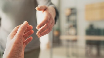 Sucht Schweiz / Addiction Suisse / Dipendenze Svizzera: Suchtbehandlungen in der Schweiz: Alkohol bleibt mit Abstand f&uuml;hrend, Kokain verzeichnet st&auml;rksten Zuwachs