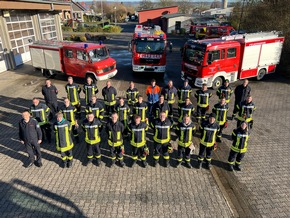 FW Beverungen: Nachwuchs für den Feuerwehrdienst / Truppmannlehrgang Teil 1 + 2 erfolgreich abgeschlossen