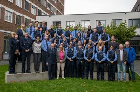 Polizeipräsidium Trier: POL-PPTR: 42 neue Kolleginnen und Kollegen verstärken das Polizeipräsidium Trier ab Oktober