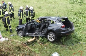 Polizeidirektion Landau: POL-PDLD: Samstag, 03.06.2017, um 12.52 Uhr: Verkehrsunfall mit 2 schwerverletzten Personen