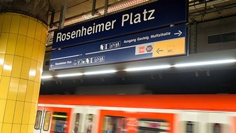 Bundespolizeidirektion München: Bundespolizeidirektion München: Reanimation am Bahnsteig / 63-Jähriger in Klinik verstorben