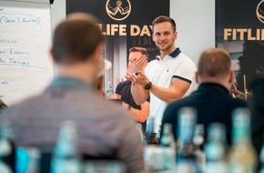Mathis Fit Life GmbH: Abnehmen ohne Sport: Fitnesscoach Simon Mathis verrät, worauf es wirklich ankommt, um dauerhaft den Bauch loszuwerden