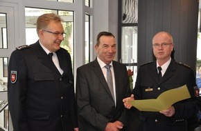 Polizeiinspektion Leer/Emden: POL-LER: ++ Verabschiedung vom Ersten Kriminalhauptkommissar Siegfried Fiedler ++