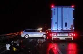 Polizeiinspektion Rotenburg: POL-ROW: ++ Unfall mit Sommerreifen auf der Autobahn - Polizei empfiehlt noch zu warten ++