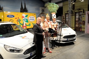 Elektro-Premiere beim Kölner Rosenmontagszug: Ford transportiert Kamelle erstmals elektrisch