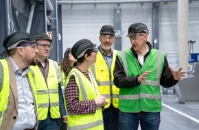 Koehler Group: Konstruktiver Austausch zu Herausforderungen bei der Umstellung auf Papierverpackungen und der Energiewende: FDP-Bundestagsabgeordnete besuchen die Koehler-Gruppe