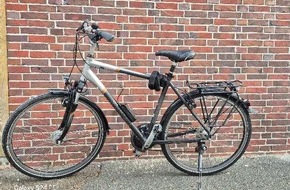 Polizeiinspektion Wilhelmshaven/Friesland: POL-WHV: Fahrraddiebstahl und Handyverstoß in Varel