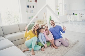 Aktion Gesunder Rücken e. V.: Rückenfreundlich leben: Ergonomie-Fallen zu Hause clever vermeiden