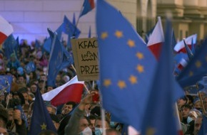 3sat: 3satKulturdoku: "Polnisches Solo – Wie die Demokratie demontiert wird"