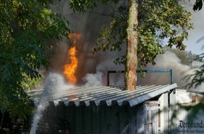 Feuerwehr Dortmund: FW-DO: Feuer in Lütgendortmund/Motorradwerkstatt im Vollbrand