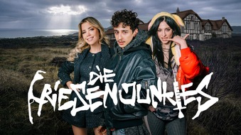 ARD Mediathek: Zwischen D&uuml;nen und Detox: "Die Friesenjunkies" - Impro-Dramedy von den Belton-Br&uuml;dern mit Sylvie Meis/ Ab 6. November 2026 in der ARD Mediathek und am 13. und 14. November im Ersten