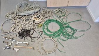 Polizeiinspektion Wilhelmshaven/Friesland: POL-WHV: Kabel sichergestellt - Polizei sucht Eigentümer und Zeugen