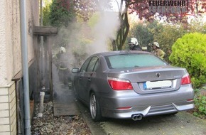 Feuerwehr Iserlohn: FW-MK: Fahrzeugbrand und automatischer Brandmeldealarm