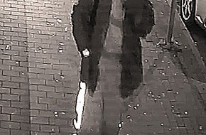 Polizei Bochum: POL-BO: Buttersäure-Attacke auf Fraktionsbüro: Wer kennt diesen Mann?