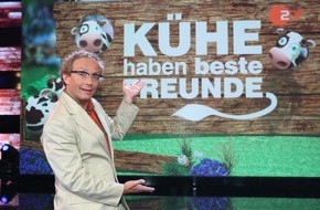 ZDF: "Kühe haben beste Freunde" / ZDF zeigt neue Wissens-Comedy mit Wigald Boning (FOTO)