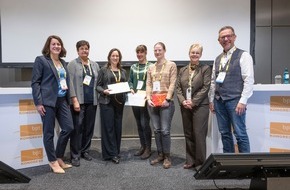 Bundesverband für Tiergesundheit e.V.: Tiergesundheit im Fokus: BfT/bpt zeichnen Gewinnerinnen der Video-Challenge - Mit dem Hund auf Reisen - aus